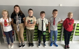 Uczniowie w trakcie szkolnych obchodów Dnia Chłopaka (6)