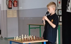 Uczniowie w trakcie występów i prezentacji w ramach II Szkolnego Dnia Talentów (5)