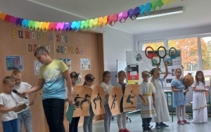 Uczniowie w trakcie obchodów Europejskiego Dnia Języków (8)