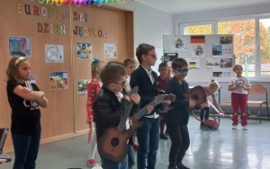 Uczniowie w trakcie obchodów Europejskiego Dnia Języków (6)