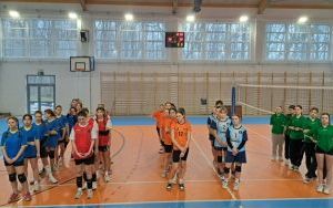 Uczennice podczas rozgrywek (13)