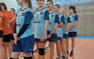 Uczennice podczas rozgrywek (9)