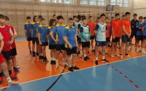 Uczniowie w trakcie sportowej rywalizacji (3)