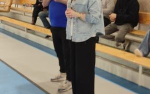 Uczniowie w trakcie sportowej rywalizacji (2)