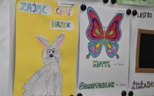 Społeczność szkolna w trakcie obchodów dnia śląskiego (10)