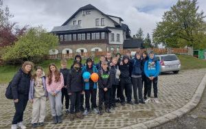 Uczniowie w trakcie rajdu górskiego (8)