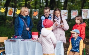 społeczność lokalna w trakcie festynu z okazji Dnia Kartofla (5)