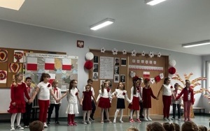 Apel z okazji Narodowego Święta Niepodległości (11)