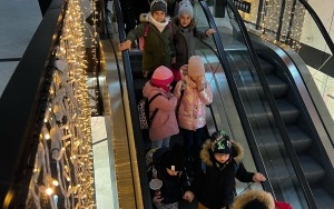 Mikołajkowy wyjazd do kina klasy I i IV (4)