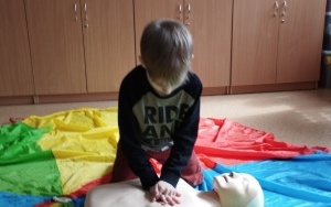 Uczniowie naszej szkoły w trakcie zajęć w ramach programu 
